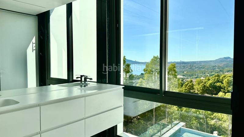 Foto c00a3413-077a-4734-81aa-7b8961be400e. Chalet with heating pool in Altea hills Altea