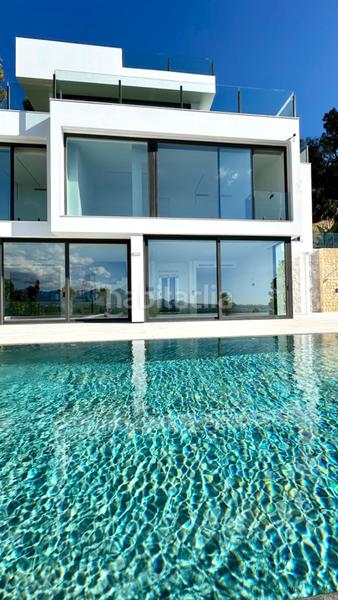 Foto e946f5ad-7988-466f-b0ea-6ad1f99714ef. Chalet with heating pool in Altea hills Altea