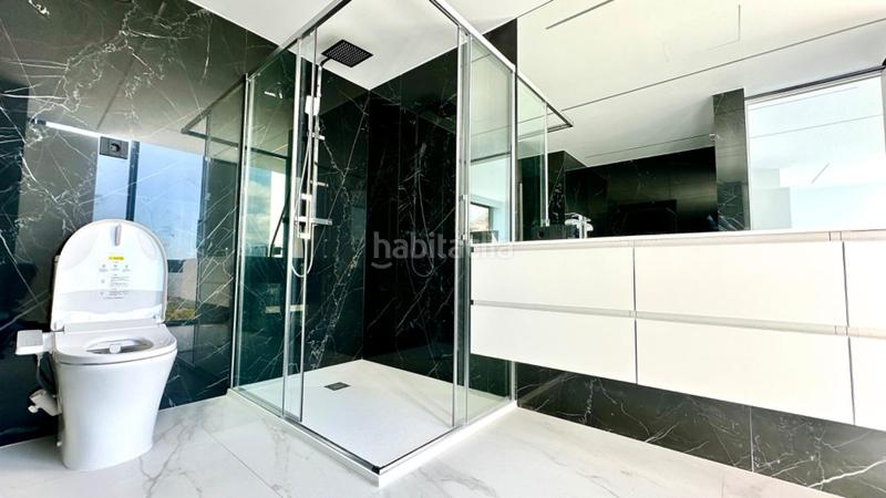 Foto f225ec6c-f3fd-435f-a367-c070678845fb. Chalet with heating pool in Altea hills Altea