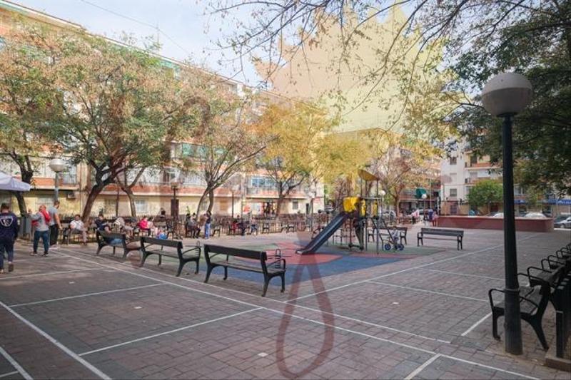 Foto 70e885f1-0d3b-44da-a097-925e3819caea. Flat in calle escenografo bdo carratala 10 in Virgen del Remedio - Parque Lo Morant Alicante