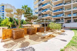 Apartament  Marinada. Oportunidad apartamento con terraza y parking junto al mar