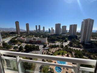 Apartament  Calle adolfo suárez. Tu hogar en las alturas de benidorm