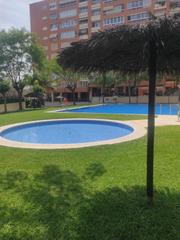 Appartement à Nadadora carmen soto 10. Impecable vivienda en urbanización tranquila cerca de la playa
