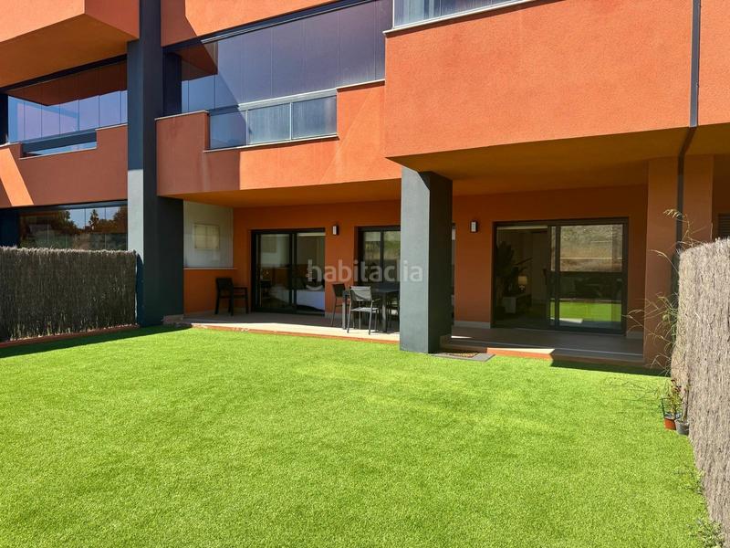Foto 95573a21-68d5-4788-9718-f3d3ab661360. Ground floor with parking pool in Villamartín-Las Filipinas Orihuela