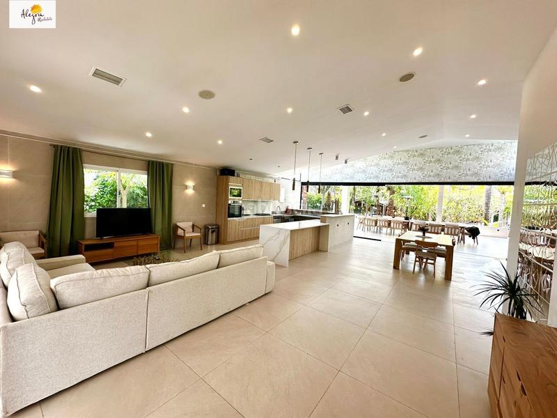 Foto 855bee35-5d90-4010-934e-68b472697382. Chalet con riscaldamento parcheggio piscina in Camí de Paterna-Lloma del Calderer Bétera