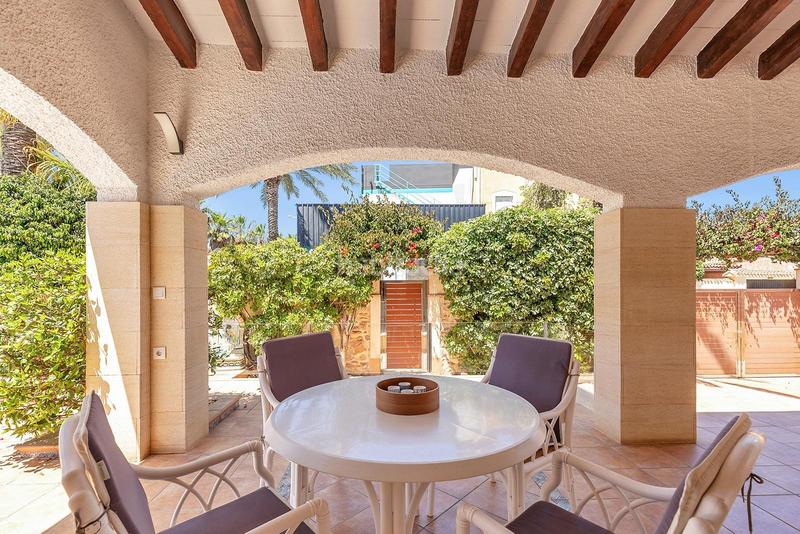 Foto af661133-aac3-4203-b15a-a6339da3f89c. Xalet amb calefacció piscina a Punta Prima Orihuela