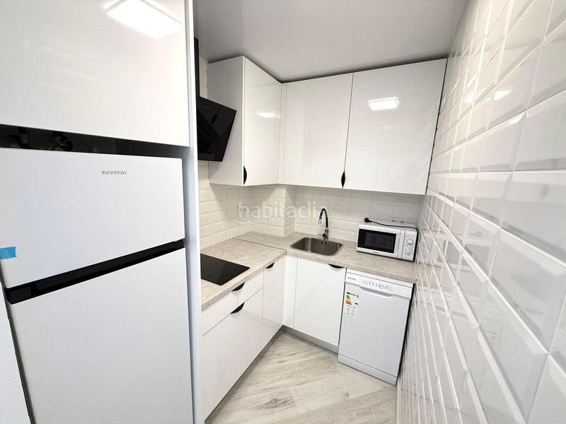 Foto 3a2b5ef8-8c7e-4dfa-b3c0-5d2a76deff53. Appartement avec parking piscine dans Zona Playa del Cura Torrevieja