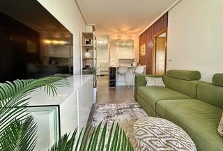 Appartement in Puerto Deportivo. Exclusivo apartamento con increíble diseño y ubicación privilegi