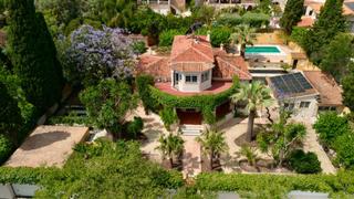 Chalet  Avenida dr fleming. Exclusivo chalet rodeado de naturaleza en alicante