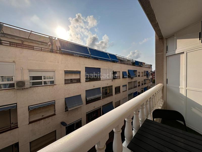 Foto 409592ab-2c54-4532-aca9-91467aa1d09f. Apartamento edificio galeon ! reformado y soleado apartamento con cercanías a la playa del cura ! en Torrevieja