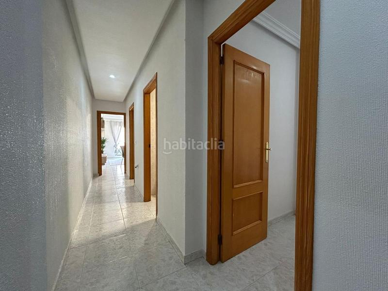 Foto c6ce0743-45c4-46e4-a5a6-a76917f8b82b. Apartamento edificio galeon ! reformado y soleado apartamento con cercanías a la playa del cura ! en Torrevieja