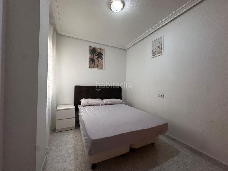 Foto e3d62a2d-de02-442a-b4a0-67bc90a9875a. Apartamento edificio galeon ! reformado y soleado apartamento con cercanías a la playa del cura ! en Torrevieja
