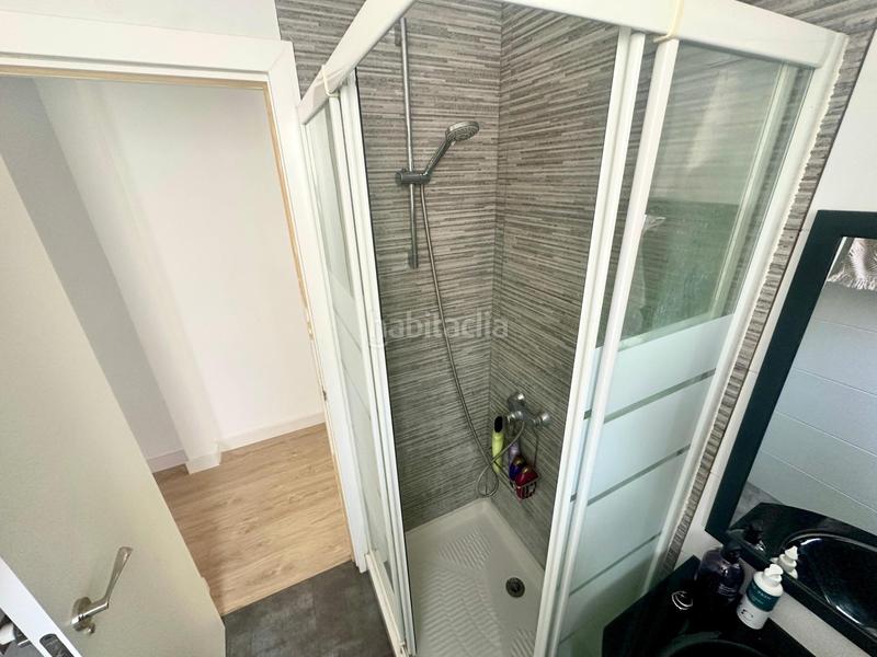 Foto d5554c53-8d66-4246-a759-990fafd8dab1. Apartamento amplio y luminoso piso en venta , zona carolinas altas en Alicante