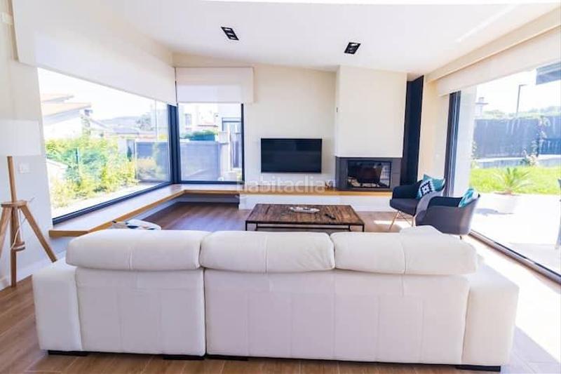 Foto 18c9882d-2f60-4fa6-a074-8df7760dd35a. Chalet oportunidad única en gijó chalet de lujo con licencia turística activa y vistas panorámicas en Gijón