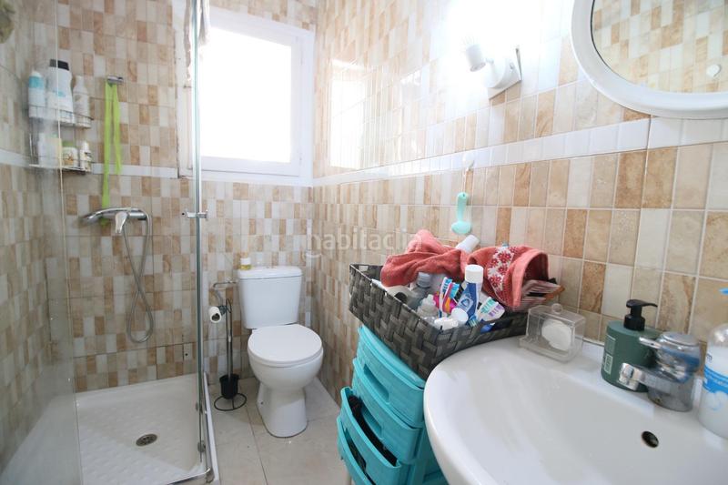 Foto d5bbcaf8-8583-43ca-8f9d-7539e9effd91. Piso en calle de la villa de chiva 11 vivienda alquilada solo para inversores en Alicante