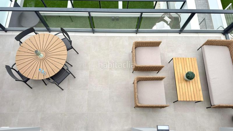 Foto 06fd0d5e-9b5f-4969-b7a7-f9fe3c34b4f8. Attique dans calle barcelona 1 dans balcón de Finestrat-terra marina Finestrat