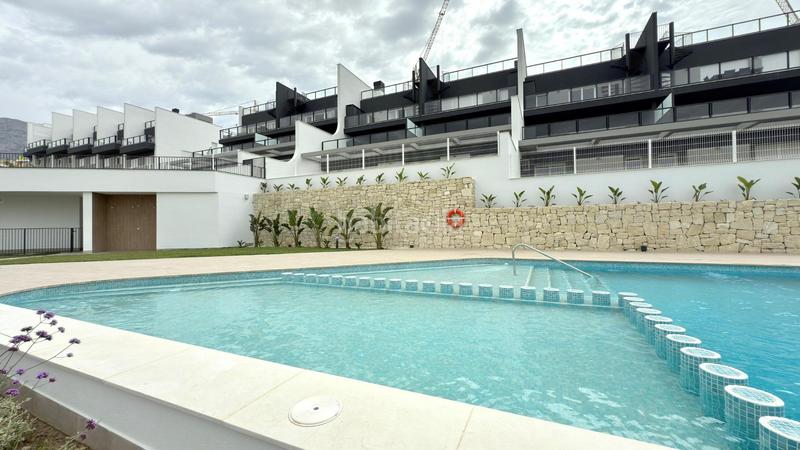 Foto 13e20166-ba90-4348-9233-9064170a6931. Attique dans calle barcelona 1 dans balcón de Finestrat-terra marina Finestrat