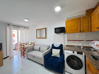Estudi a Avenida Habaneras - Curva de Palangre. Estudio a 250 metros de playa de los locos y con 25 m2. con pisc