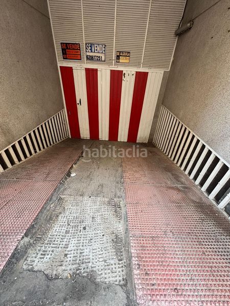 Foto d1ff5141-66cb-4e9d-8d5a-e13752eaac3d. Aparcament cotxe a Las Piscinas Naturales Torrevieja