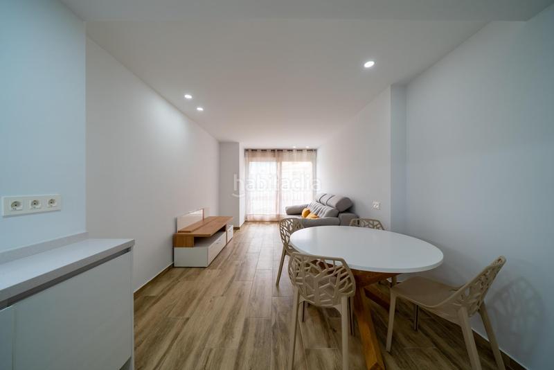 Foto 5d611880-7e0f-4da3-9e7b-b4b226da131d. Alquiler apartamento este magnífico piso de 2 dormitorios en edificio nuevo con piscina, gimnasio y terraza comunitario. en Alicante