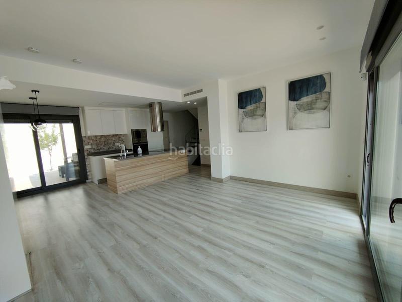 Foto 2e5d741d-e428-4216-87e6-555e97c8c5d9. Chalet with heating parking pool in balcón de Finestrat-terra marina Finestrat