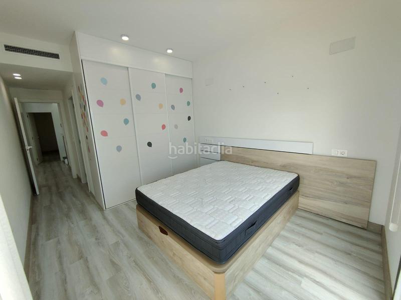 Foto 723d65bc-b6f9-49a1-903d-5a8e7d6b2b27. Chalet with heating parking pool in balcón de Finestrat-terra marina Finestrat