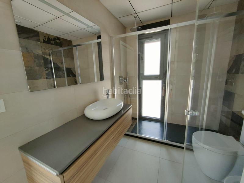 Foto 7e76b602-9b21-4741-88d1-08cba4ff09d4. Chalet with heating parking pool in balcón de Finestrat-terra marina Finestrat