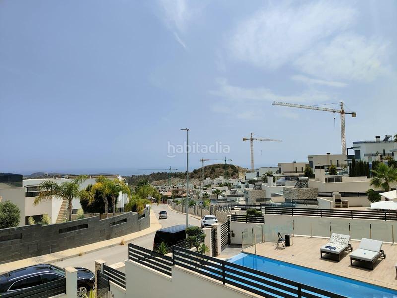 Foto ac2cdec0-561e-43ee-bd19-cb69b6551ed1. Chalet with heating parking pool in balcón de Finestrat-terra marina Finestrat