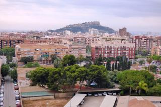 Ático  Calle granja de rocamora. Excepcional ático con espectaculares vistas al mar y al castillo