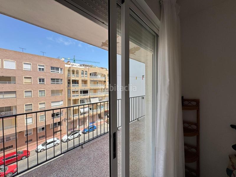 Foto ac8d0fc5-5347-4d75-82e8-7e389fbf2ee2. Apartament amb calefacció a Zona Playa del Cura Torrevieja