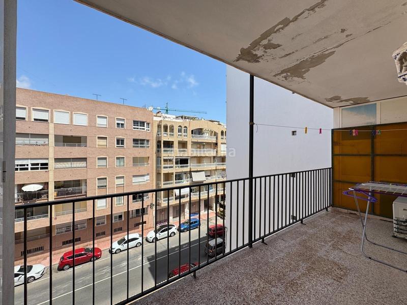 Foto fbdcd3ad-3324-48bc-ba78-d686f0caa06c. Apartament amb calefacció a Zona Playa del Cura Torrevieja