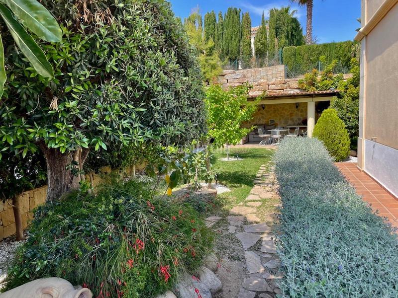 Foto 4a3cb581-0a2f-4fb9-8536-ae35185a49b5. Chalet with parking pool in Golf Bahía Finestrat