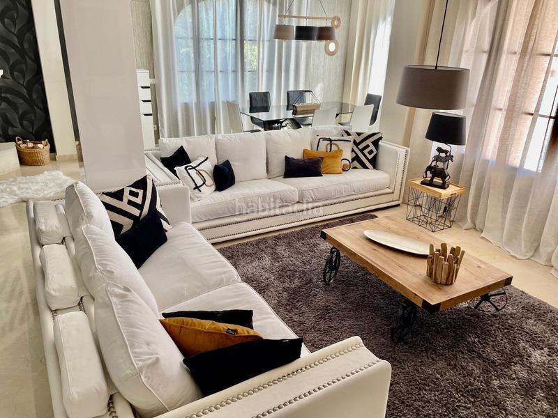 Foto 73f9b128-a965-48fb-8870-beecbbd5f8d0. Chalet with parking pool in Golf Bahía Finestrat