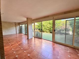 Lloguer Planta baixa  Avenida pintor fernando soria. Excepcional planta baja con jardín y acceso a piscina en urbaniz
