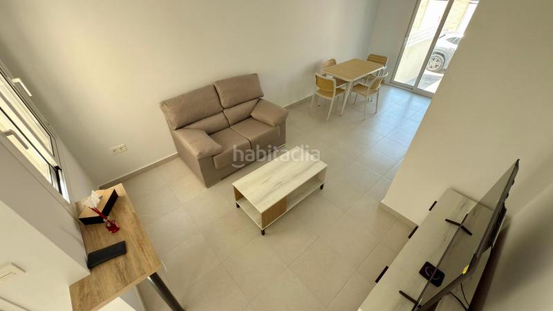 Foto 22cd059c-dfbf-454b-ba16-375f1bea4b48. Alquiler casa dúplex con aparcamiento, piscina comunitaria, terraza con vistas maravillosas y a 5 minutos del mar. en Santa Pola