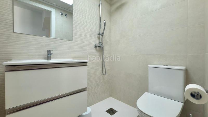 Foto 29188b3b-7c5f-462a-9f9b-968657b5122f. Alquiler casa dúplex con aparcamiento, piscina comunitaria, terraza con vistas maravillosas y a 5 minutos del mar. en Santa Pola