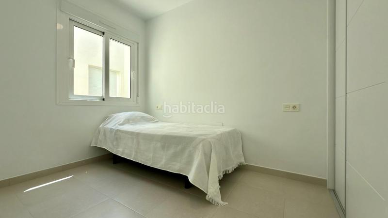Foto 341c6626-9546-4e67-910c-7fe36a4e6241. Alquiler casa dúplex con aparcamiento, piscina comunitaria, terraza con vistas maravillosas y a 5 minutos del mar. en Santa Pola
