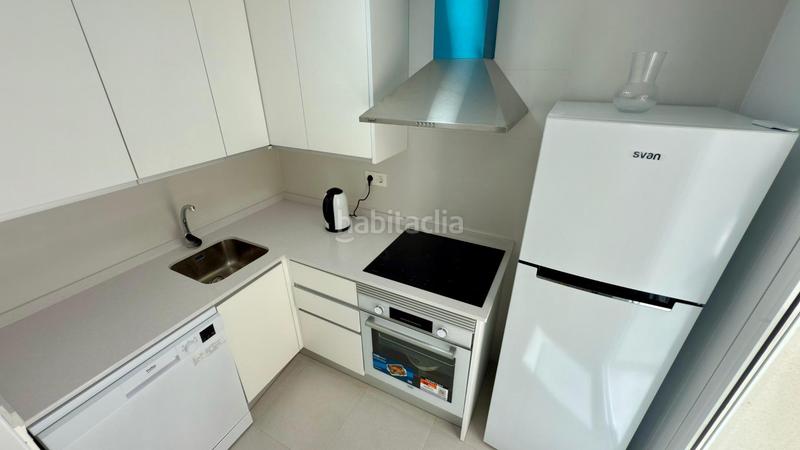 Foto b1b4ae1d-f4a2-4251-a5c2-38228901ca75. Alquiler casa dúplex con aparcamiento, piscina comunitaria, terraza con vistas maravillosas y a 5 minutos del mar. en Santa Pola