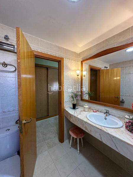 Foto 20d58c4c-bbbe-4369-8c07-00ff3ca1f499. Maison jumelée avec chauffage parking piscine dans Centro San Juan de Alicante