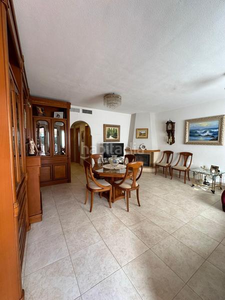 Foto dcdb5bd5-54bf-44f7-8257-5e67353a2b2b. Maison jumelée avec chauffage parking piscine dans Centro San Juan de Alicante