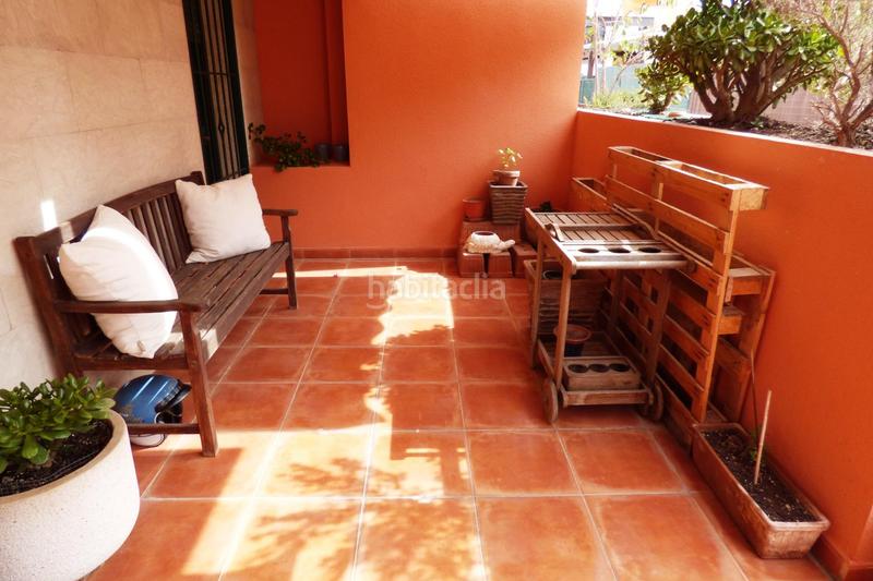 Foto 03f84e55-caa6-46e7-8cf0-566453fab80d. Reihenhaus mit heizung parking pool in Alicante golf Alicante