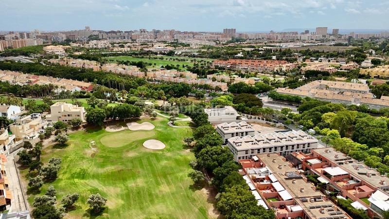 Foto 091f05a8-3017-4797-aecd-0f2028990118. Reihenhaus mit heizung parking pool in Alicante golf Alicante