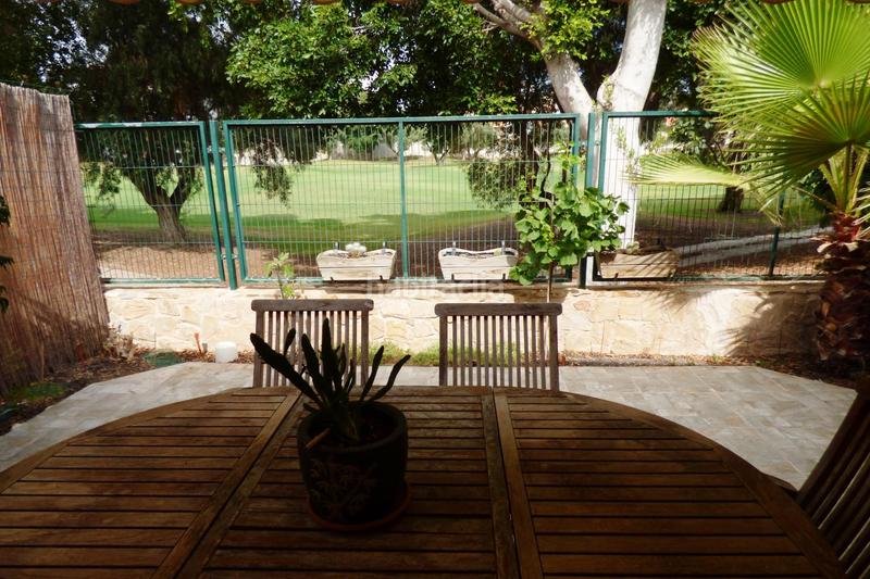 Foto 460d6387-f9bc-47bc-a18a-05328b835dbd. Reihenhaus mit heizung parking pool in Alicante golf Alicante