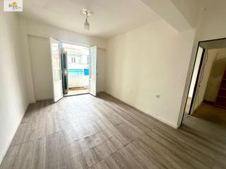Appartement  Maestro luis torregrosa. Piso con potencial en el barrio de gran vía  crea el hogar de tu