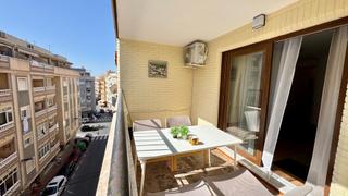 Apartament a Calle de félix rodríguez de la fuente 11. Apartamento luminoso a solo 400 metros de la playa del cura  lis
