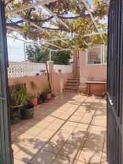 Haus in Nueva Torrevieja. Bungalow en los ángeles, torrevieja