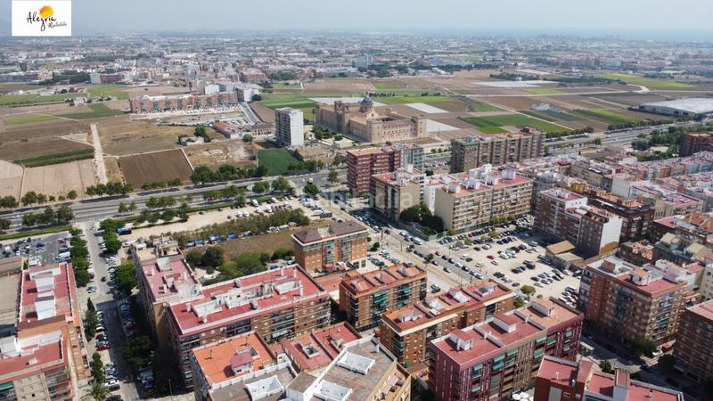 Foto 163eddbb-50e4-4b6f-aa8d-45c9184de901. Appartement dans Torrefiel Valencia