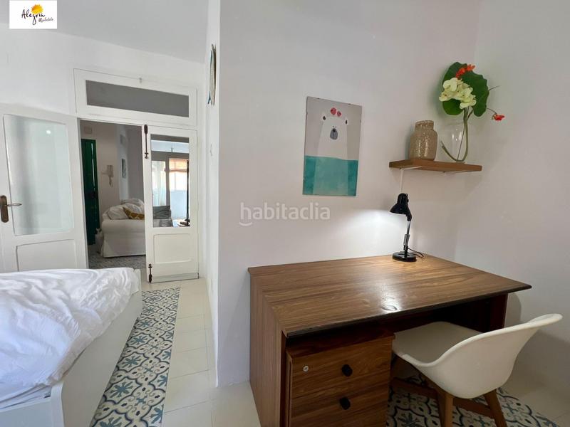 Foto ce52fe01-4952-4b2e-809f-401cb37310a9. Appartement dans Torrefiel Valencia