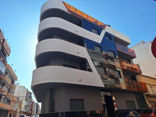 Rez-de-chaussée à Las Piscinas Naturales. Apartamento de obra nueva en alegría xx