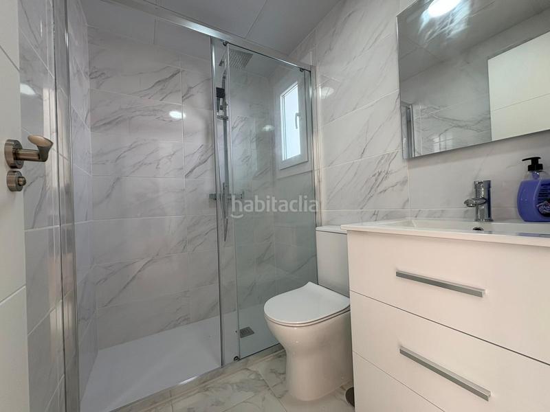 Foto c2ec8c55-d20a-4a78-a518-176021e00c20. Maison jumelée avec parking dans Los Balcones-Los Altos Torrevieja